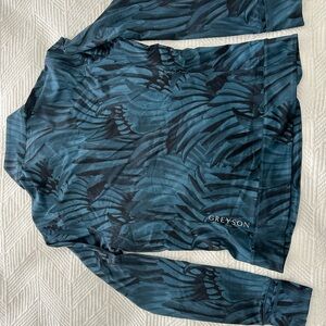 Greyson Women’s Camo Feather Halley quarter zip. Brand new with tags. Size small
